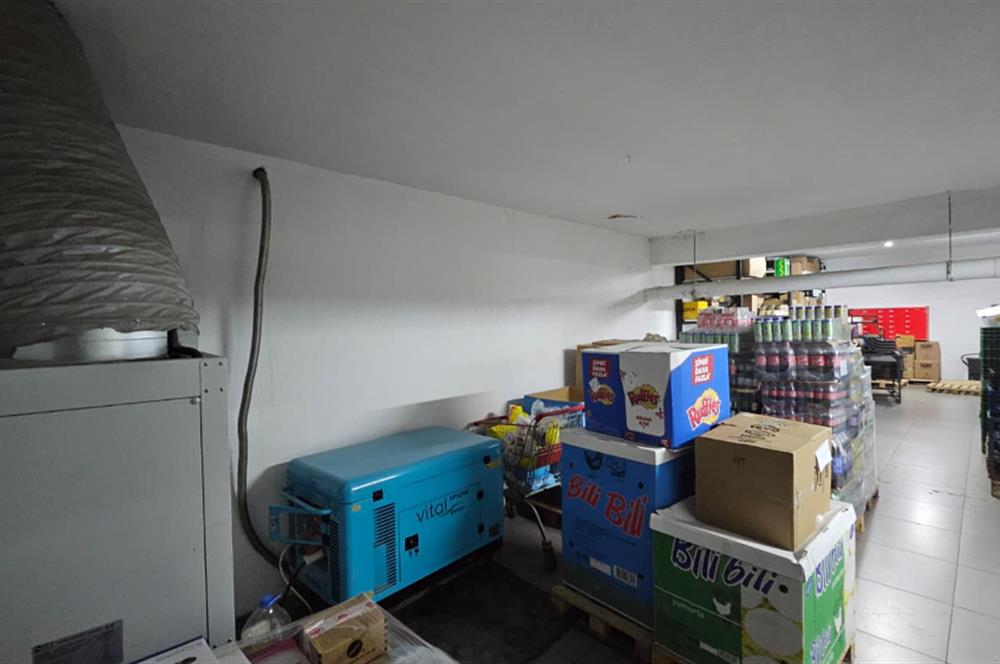 Century 21'den Kurumsal Kiracılı Satılık 500m² İş Yeri..