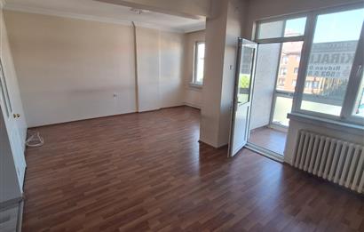 CENTURY 21 VİZYON'DAN ALİ FUAT GÜVEN BLV'NDA KİRALIK 2+1 DAİRE