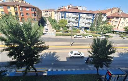 CENTURY 21 VİZYON'DAN ALİ FUAT GÜVEN BLV'NDA KİRALIK 2+1 DAİRE