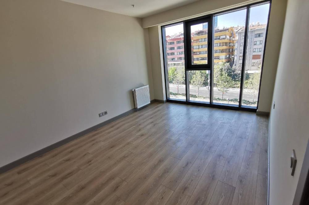 BAŞKENT EMLAK KONUTLARINDA CAM BLOK KATTA 2+1