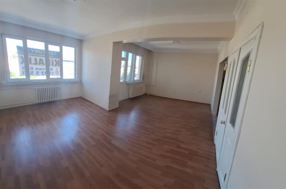CENTURY 21 VİZYON'DAN ALİ FUAT GÜVEN BLV'NDA KİRALIK 2+1 DAİRE