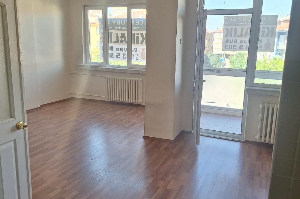 CENTURY 21 VİZYON'DAN ALİ FUAT GÜVEN BLV'NDA KİRALIK 2+1 DAİRE