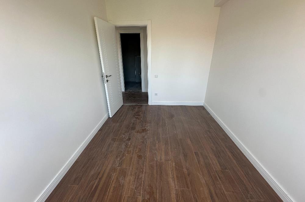 Tuzla Postane Mah. Sıfır Proje Kapalı Otopark 3+1 Satılık Daire