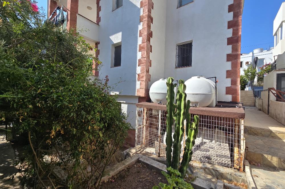 YATIRIM FIRSATIDIR! Deniz - Adalar ve Marina Manzaralı Satılık 3 Katlı Teraslı - Bahçeli Müstakil Bina