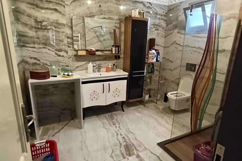 Büyükçekmece’de Sahile 1 Dakika Havuzlu Daire