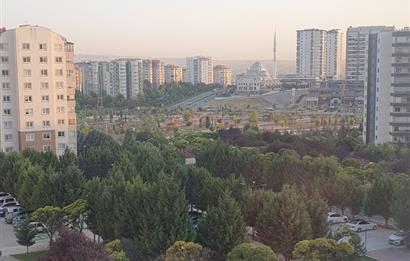 C21 VİZYON 2'DEN ATA MAHALLESİNDE GÜVENLİKLİ SİTEDE EBEVEYN BANYOLU 3+1 DAİRE