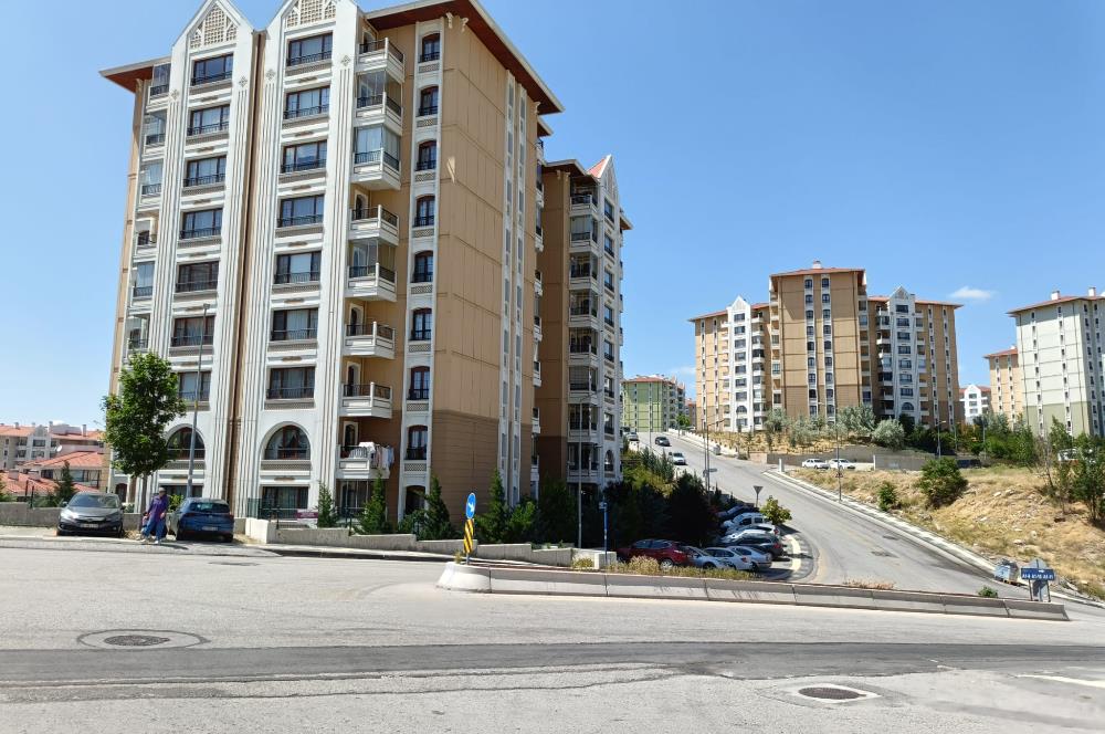 KUZEYKENT'İN EN MERKEZİ YERİ 628 ETAP KÖK TAPU 3.KAT 3+1 GÜNEY