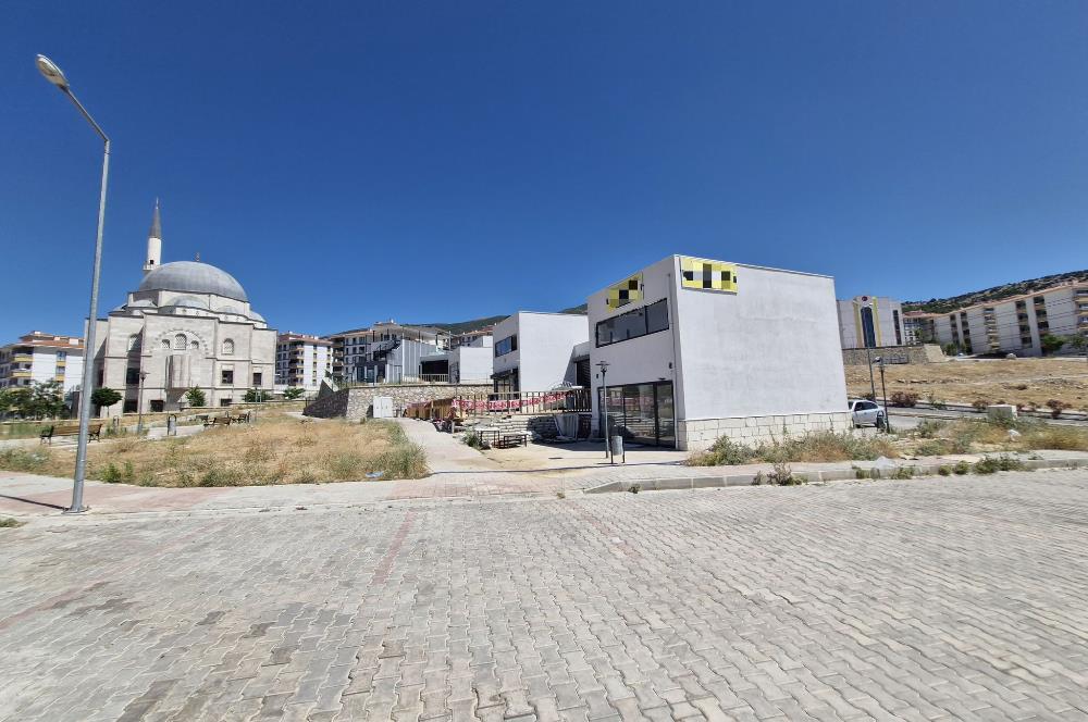 İZMİR KEMALPAŞA ÇAMBEL TOKİ 3 KATLI KÖŞE BAŞI 120M2 DÜKKAN