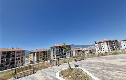 İZMİR KEMALPAŞA ÇAMBEL TOKİ 3 KATLI KÖŞE BAŞI 120M2 DÜKKAN