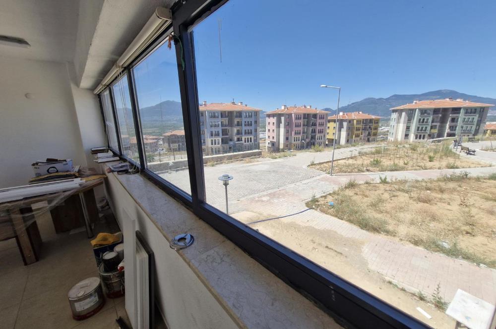 İZMİR KEMALPAŞA ÇAMBEL TOKİ 3 KATLI KÖŞE BAŞI 120M2 DÜKKAN