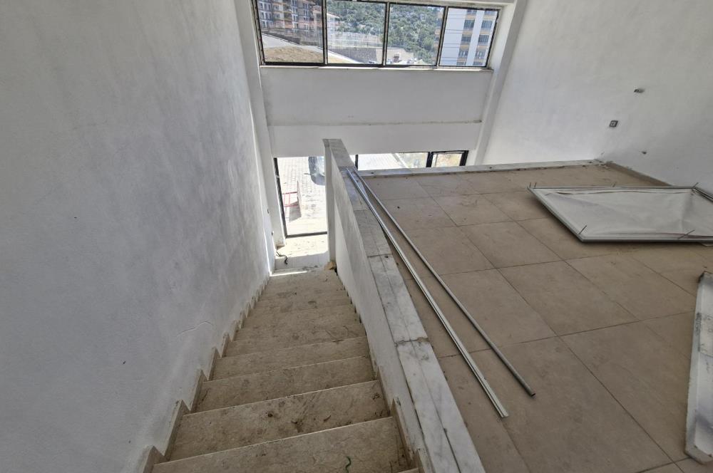 İZMİR KEMALPAŞA ÇAMBEL TOKİ 3 KATLI KÖŞE BAŞI 120M2 DÜKKAN