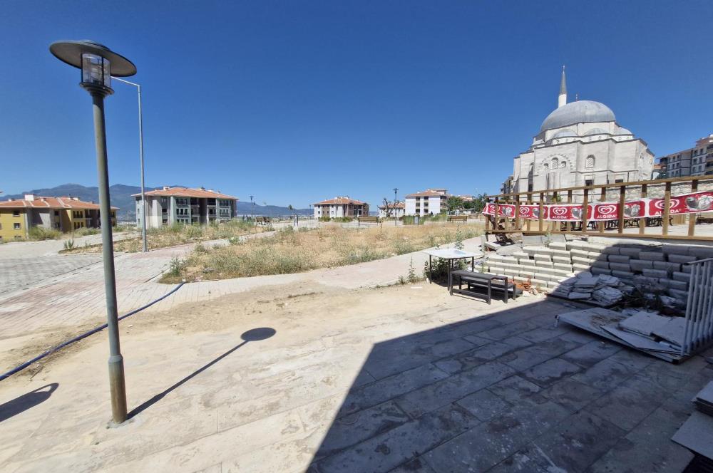 İZMİR KEMALPAŞA ÇAMBEL TOKİ 3 KATLI KÖŞE BAŞI 120M2 DÜKKAN