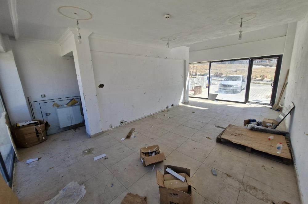 İZMİR KEMALPAŞA ÇAMBEL TOKİ 3 KATLI KÖŞE BAŞI 120M2 DÜKKAN