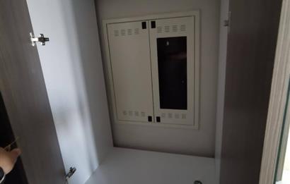 BAŞKENT EMLAK KONUTLARINDA CAM BLOK KATTA 2+1