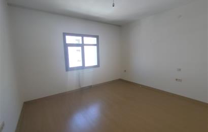 ALTIAĞAÇ TOKİ'DE UZUN BLOKLARDA KATTA BOŞ 3+1 MANZARALI DAİRE