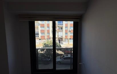 Buca Yıldız Mahallesinde Full Eşyalı Kiralık 1+1 Daire