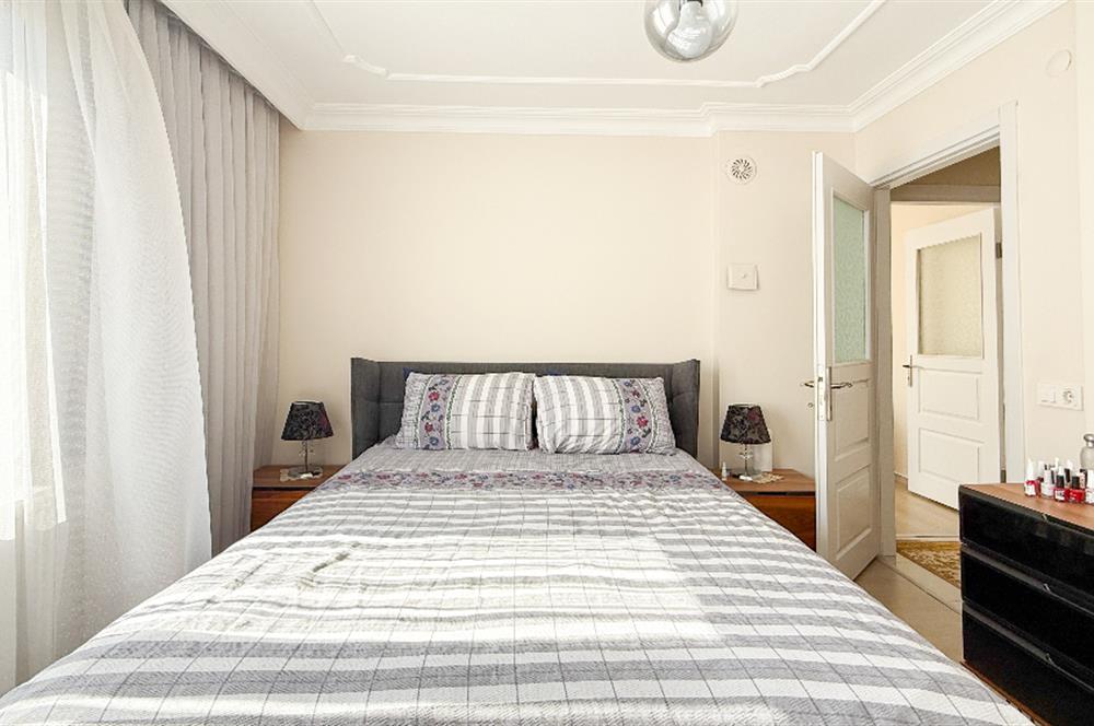 C21 BAL'dan EBEVYN BANYOLU ASANSORLÜ GENİŞ SATILIK 2+1 DAİRE