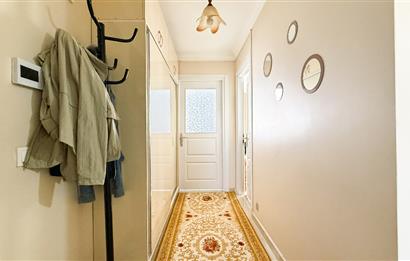 C21 BAL'dan EBEVYN BANYOLU ASANSORLÜ GENİŞ SATILIK 2+1 DAİRE