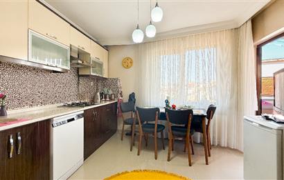 C21 BAL'dan EBEVYN BANYOLU ASANSORLÜ GENİŞ SATILIK 2+1 DAİRE