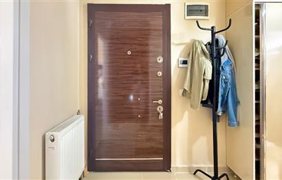 C21 BAL'dan EBEVYN BANYOLU ASANSORLÜ GENİŞ SATILIK 2+1 DAİRE