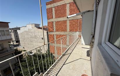 CENTURY 21 NET'TEN EMEK CAD APART FİYATINA 3+1 SATILIK DAİRE