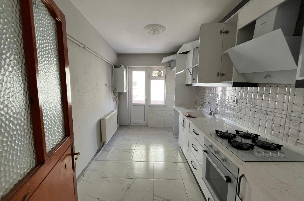 C21 BAL'dan TOYGAR MAH FATİH İLKOKULU KARŞISI 3+1 DAİRE