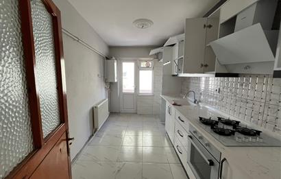 C21 BAL'dan TOYGAR MAH FATİH İLKOKULU KARŞISI 3+1 DAİRE