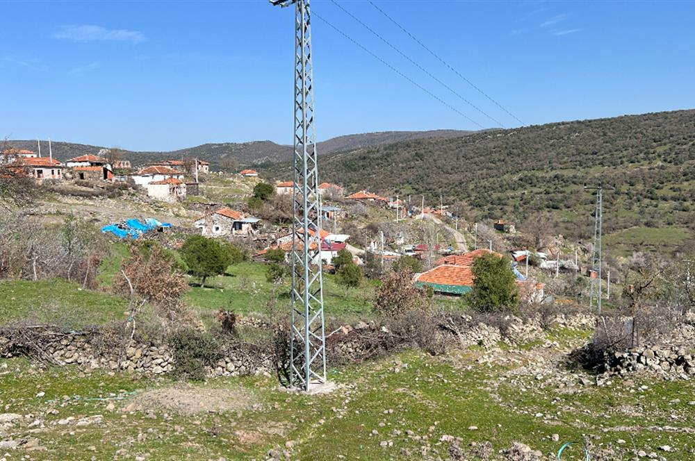 İZMİR BERGAMA SATILIK TARLA 1.988 m2 *YOLU AÇIK, ELEKT+SU_120m*