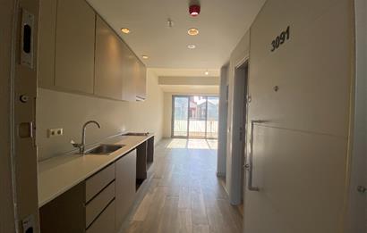 C21 İZ MEHMET ÇAKAR'DAN CADDE 54 DE KİRALIK OFİS..
