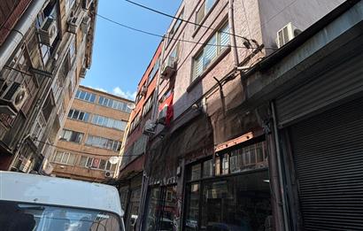 Karakoy satılık dükkan 