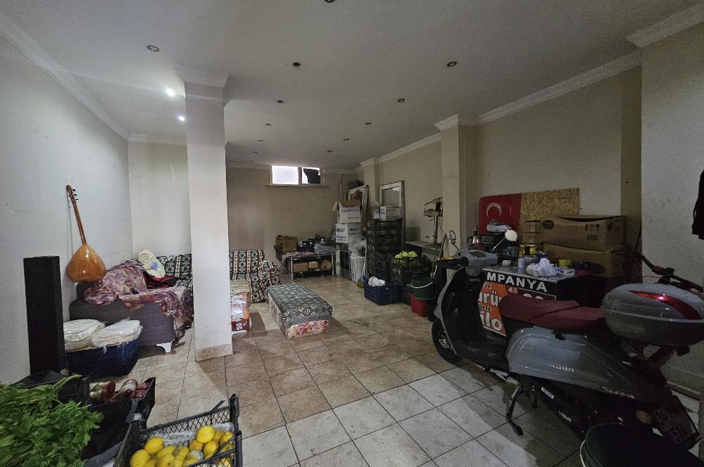 Sancaktepe Veysel Karani'de Aynı Binada 1Daire 1Dükkan ve 1Depo