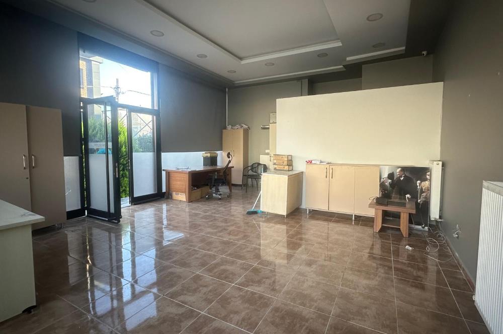 Ümraniye Dudullu OSB'de 55M² Satılık Köşebaşı Ofis