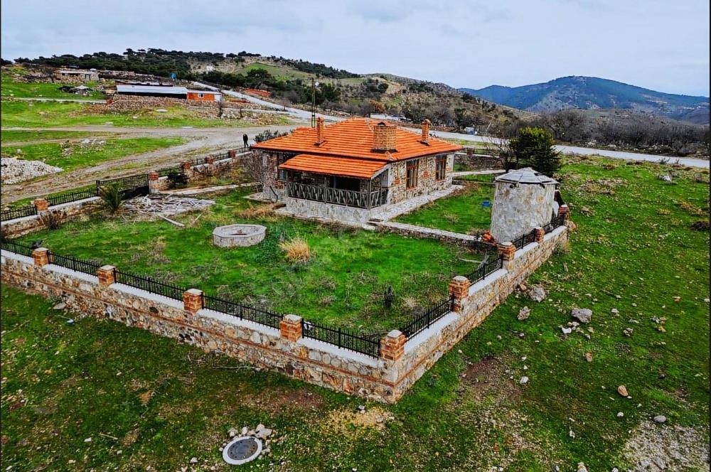 ÇANAKKALE KAZ DAĞLARI ETEKLERİNDE SATILIK TAŞ EV