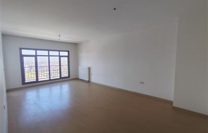 ALTIAĞAÇ TOKİ'DE UZUN BLOKLARDA KATTA BOŞ 3+1 MANZARALI DAİRE