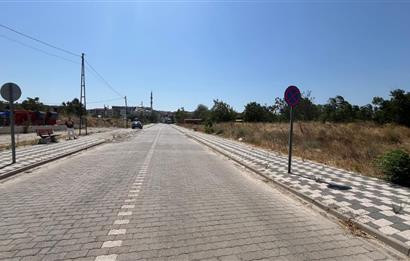 CENTURY 21 BAL'DAN SUSURLUK HAN MAHALLESİNDE SATILIK ARSA