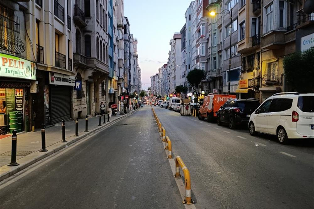 KURTULUŞ ANA CADDE ÜZERİNDE DEVİRLİ 200 m2 RESTORAN