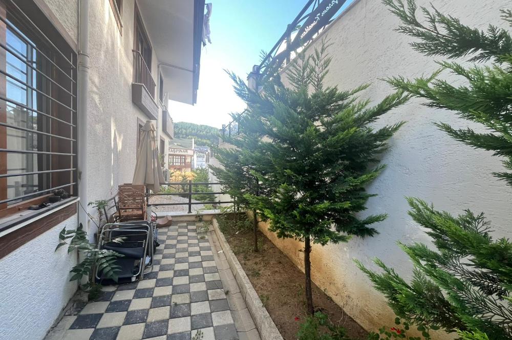 Çekmeköy Merkez Mahallesin'de Safranbolu Evlerinde 2+1 Satılık