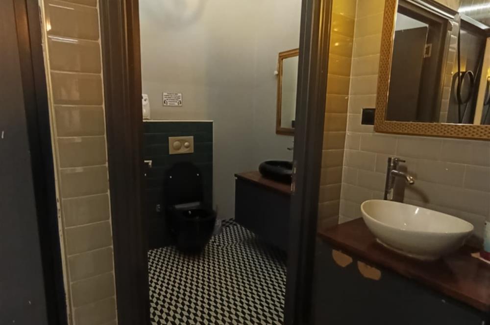 KURTULUŞ ANA CADDE ÜZERİNDE DEVİRLİ 200 m2 RESTORAN