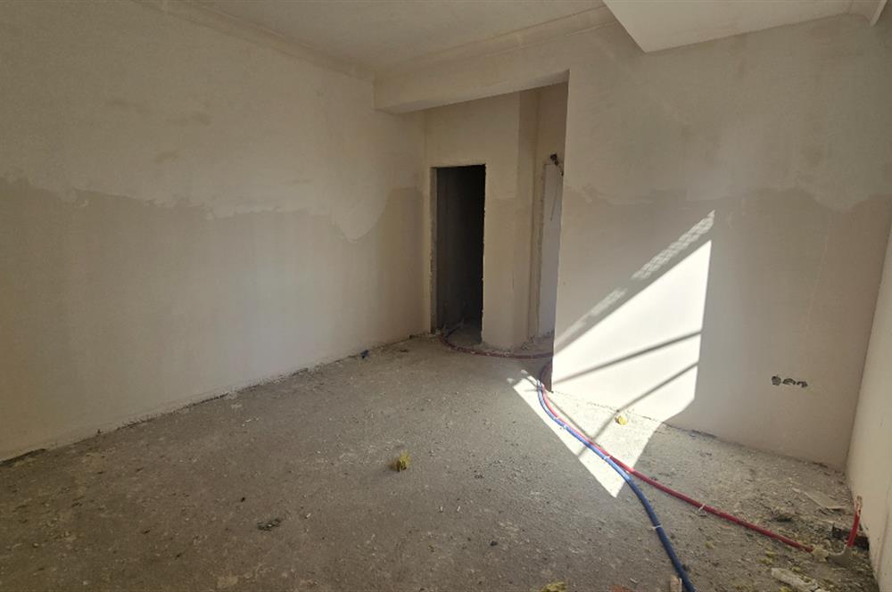 KADIKÖY GÖZTEPE TÜTÜNCÜ MEHMET EFENDİ CADDESİ SATILIK DAİRE
