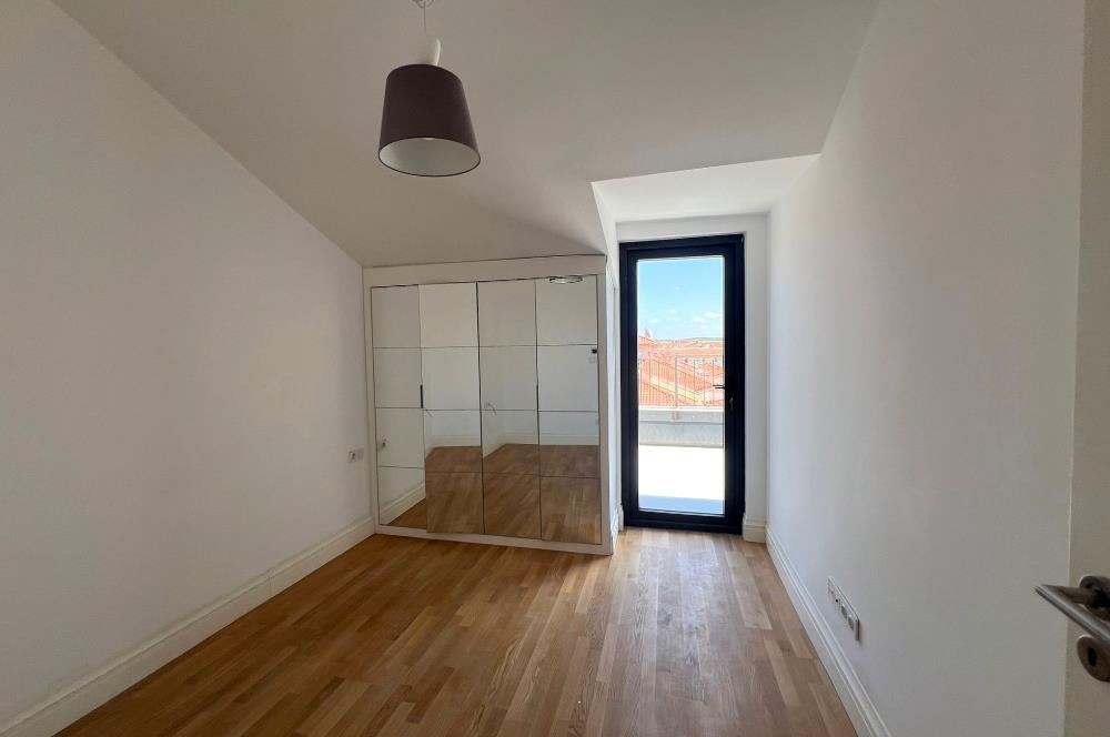 CENTURY 21'DEN KORAY BİANCO'DA KİRALIK 2+1 ÇATI DUBLEKSİ DAİRE