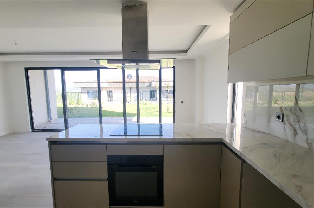  3+1 villa with private pool for rent near Bodrum airport