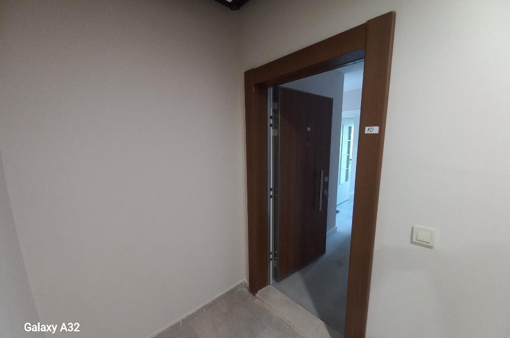 TOKİ KONUTLARINDA BÜYÜKÇAMLICA CAMİSİNE KOMSU 2+1 KİRALIK
