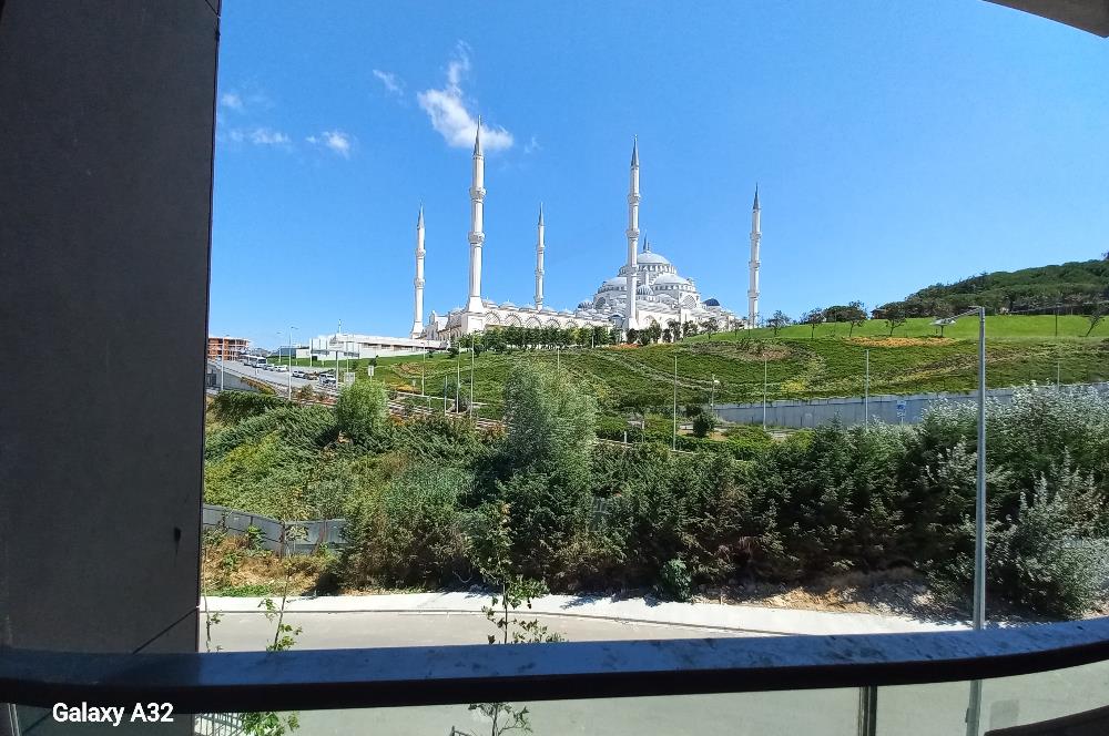 TOKİ KONUTLARINDA BÜYÜKÇAMLICA CAMİSİNE KOMSU 2+1 KİRALIK