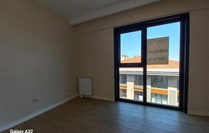 TOKİ KONUTLARINDA BÜYÜKÇAMLICA CAMİSİNE KOMSU 2+1 KİRALIK