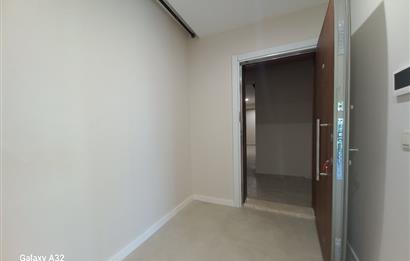 TOKİ KONUTLARINDA BÜYÜKÇAMLICA CAMİSİNE KOMSU 2+1 KİRALIK
