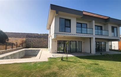  3+1 villa with private pool for rent near Bodrum airport