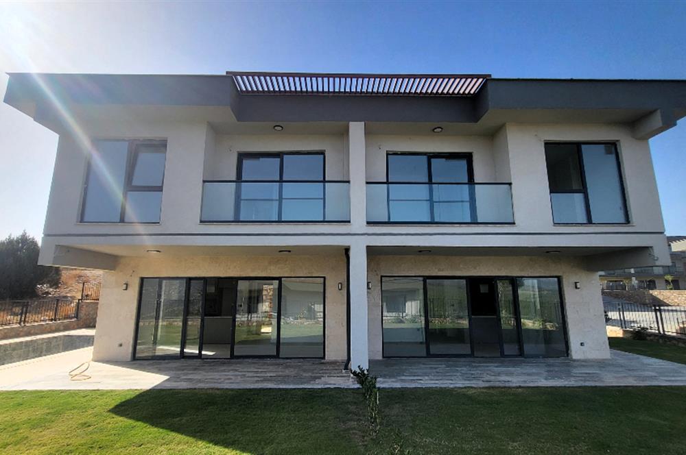  3+1 villa with private pool for rent near Bodrum airport