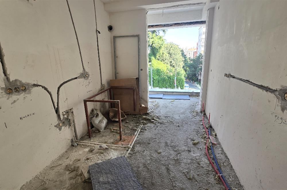 KADIKÖY GÖZTEPE TÜTÜNCÜ MEHMET EFENDİ CADDESİ SATILIK DAİRE