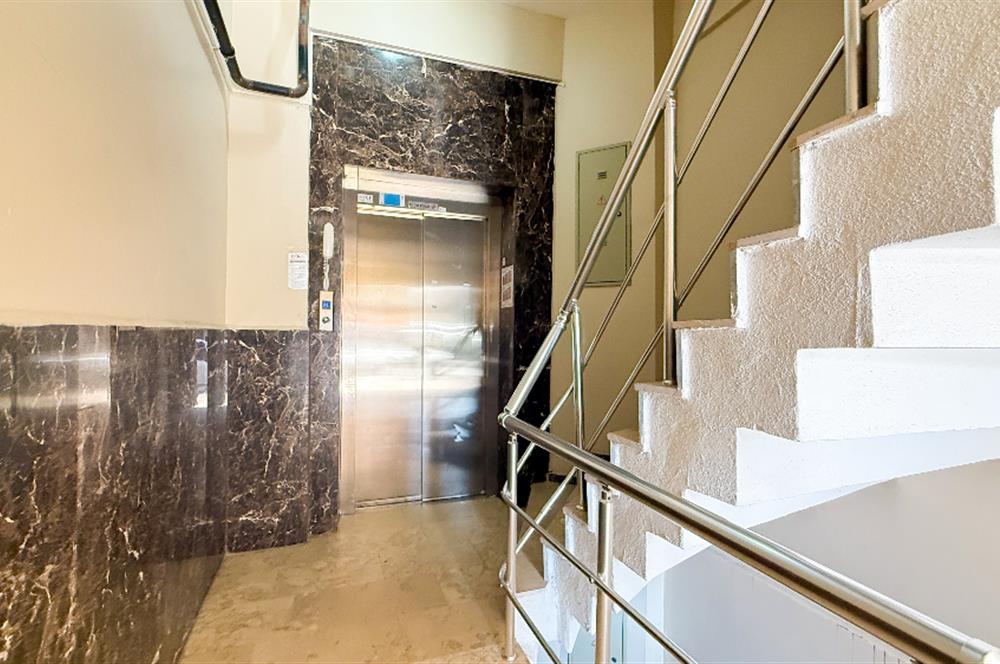 C21 BAL'dan EBEVYN BANYOLU ASANSORLÜ GENİŞ SATILIK 2+1 DAİRE