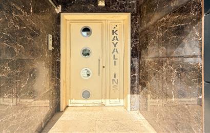 C21 BAL'dan EBEVYN BANYOLU ASANSORLÜ GENİŞ SATILIK 2+1 DAİRE